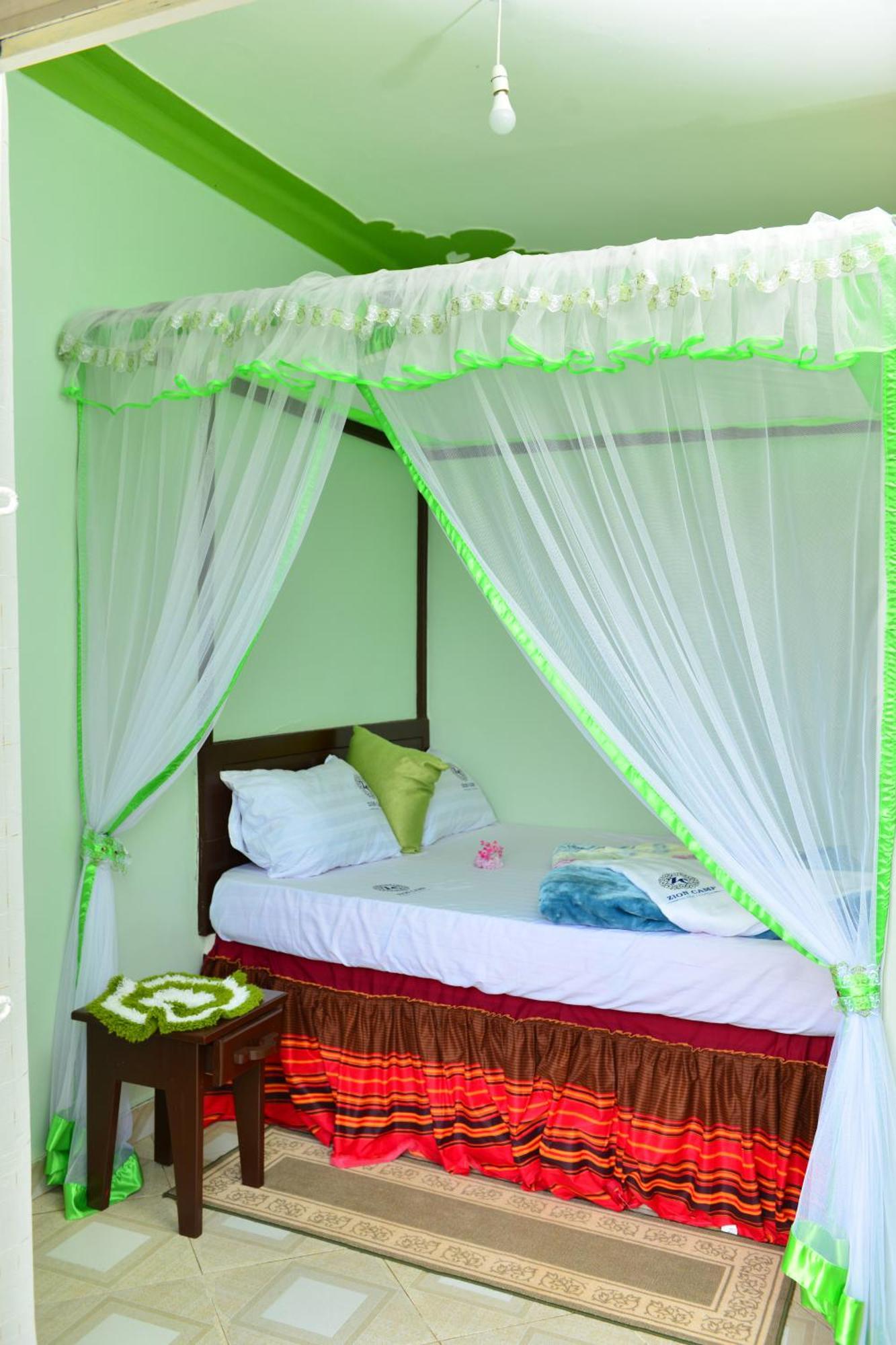 Bed and Breakfast Zion Camp Entebbe Exteriér fotografie